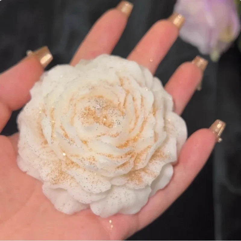 🌹✨ Świeca Zapachowa "Wieczna Róża" – Blask Twoich Uczuć 48° niskotemperaturowa